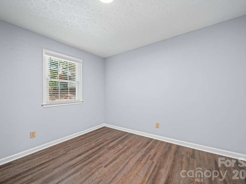 604 Leander Street, Shelby, NC 28152.  MLS# CAR4382388, YatesRealty ID 22058. 