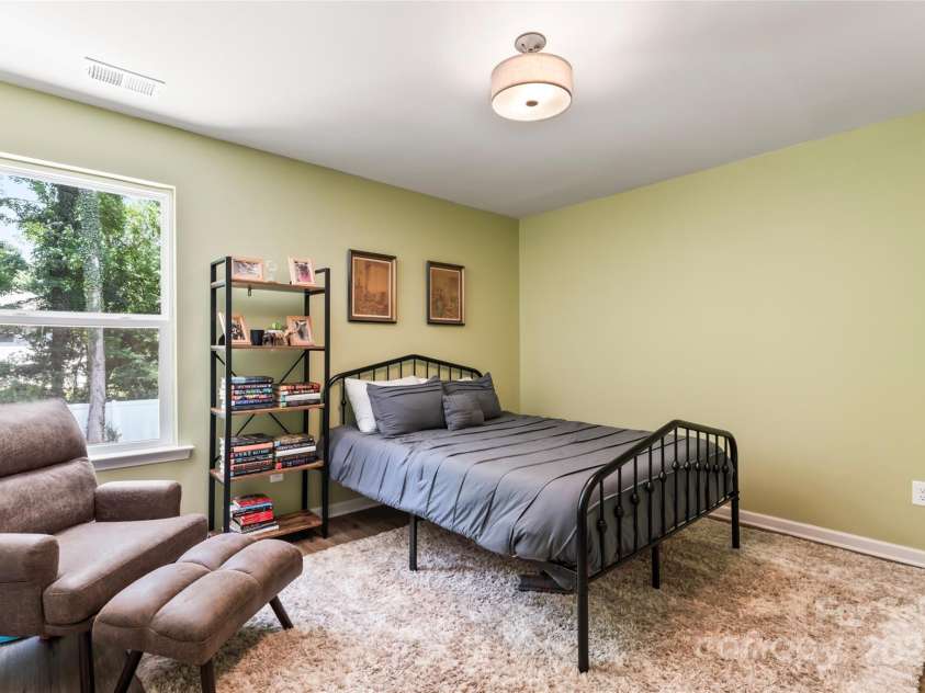 6425 Pamela Street, Huntersville, NC 28078.  MLS# CAR4271629, YatesRealty ID 22058. 