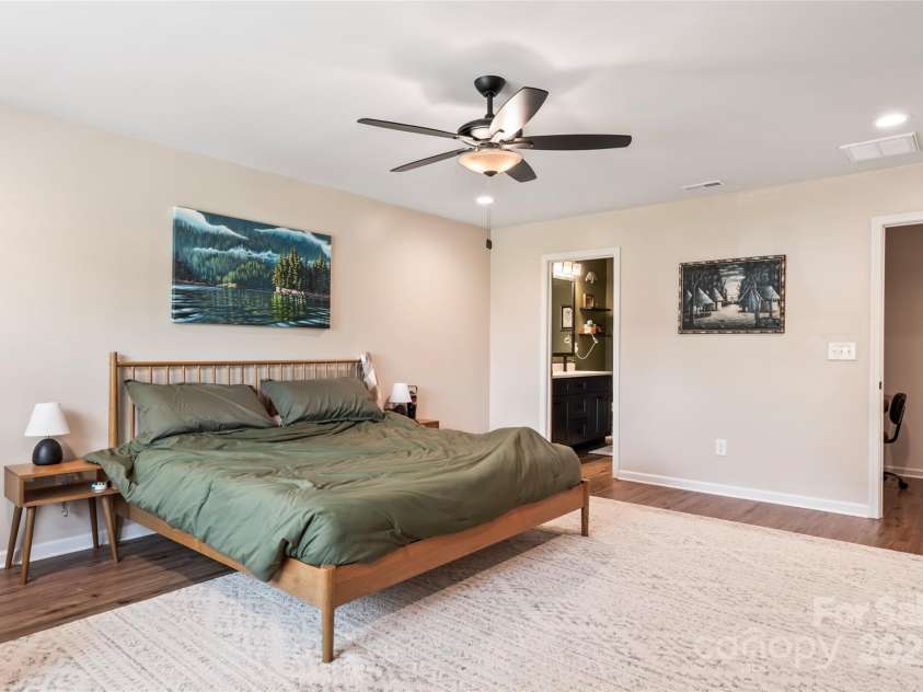 6425 Pamela Street, Huntersville, NC 28078.  MLS# CAR4271629, YatesRealty ID 22058. 