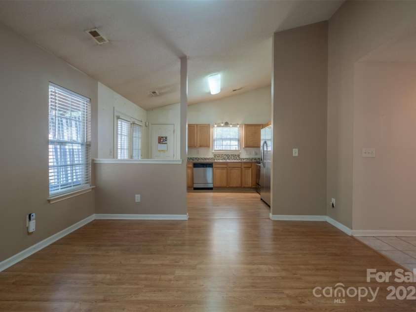 6808 Squirrels Foot Court, Charlotte, NC 28217.  MLS# CAR4252692, YatesRealty ID 22059. 