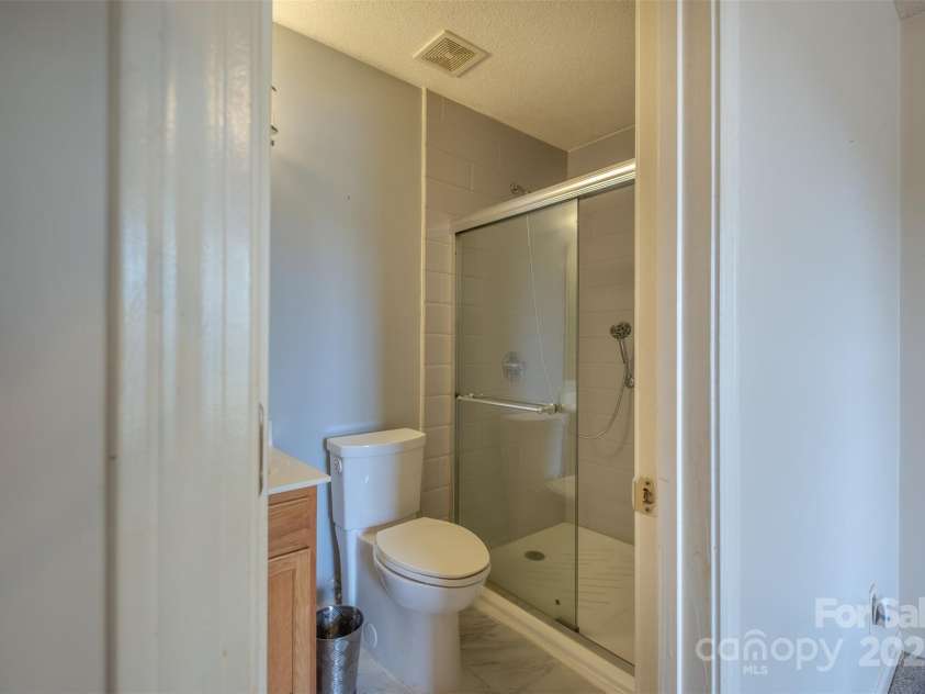 6808 Squirrels Foot Court, Charlotte, NC 28217.  MLS# CAR4252692, YatesRealty ID 22059. 