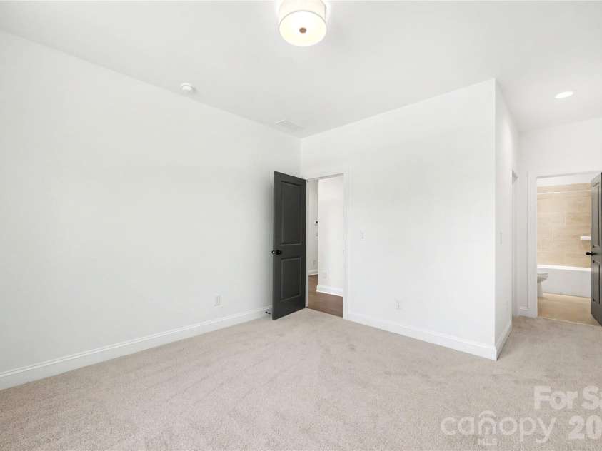 9925 Ardley Park Way, Mint Hill, NC 28227.  MLS# CAR4382478, YatesRealty ID 22059. 