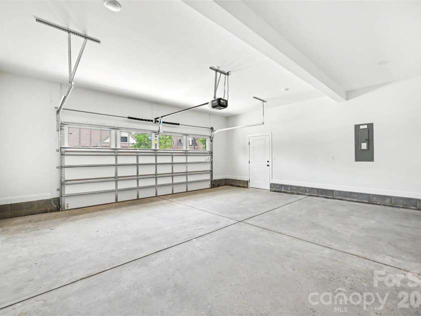 9925 Ardley Park Way, Mint Hill, NC 28227.  MLS# CAR4382478, YatesRealty ID 22059. 