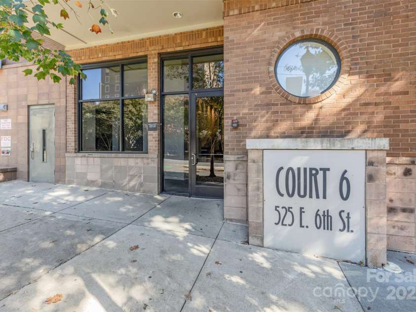 525 6th Street, Charlotte, NC 28202.  MLS# CAR4316766, YatesRealty ID 2206. 