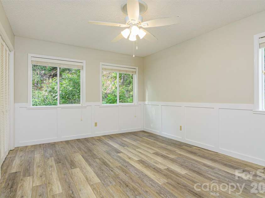 55 Lake Drive, Laurel Park, NC 28739.  MLS# CAR4395165, YatesRealty ID 2206. 