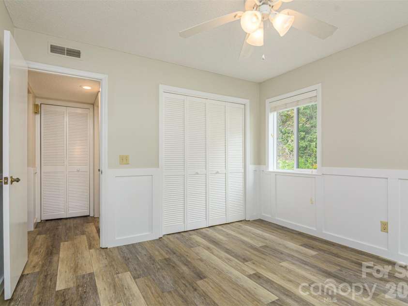 55 Lake Drive, Laurel Park, NC 28739.  MLS# CAR4395165, YatesRealty ID 2206. 