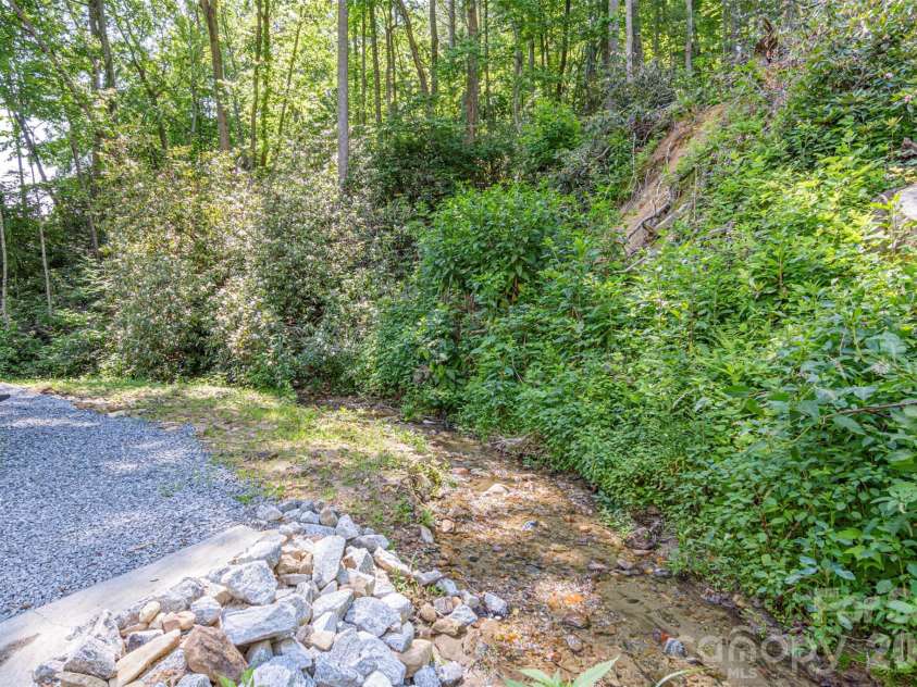 55 Lake Drive, Laurel Park, NC 28739.  MLS# CAR4395165, YatesRealty ID 2206. 
