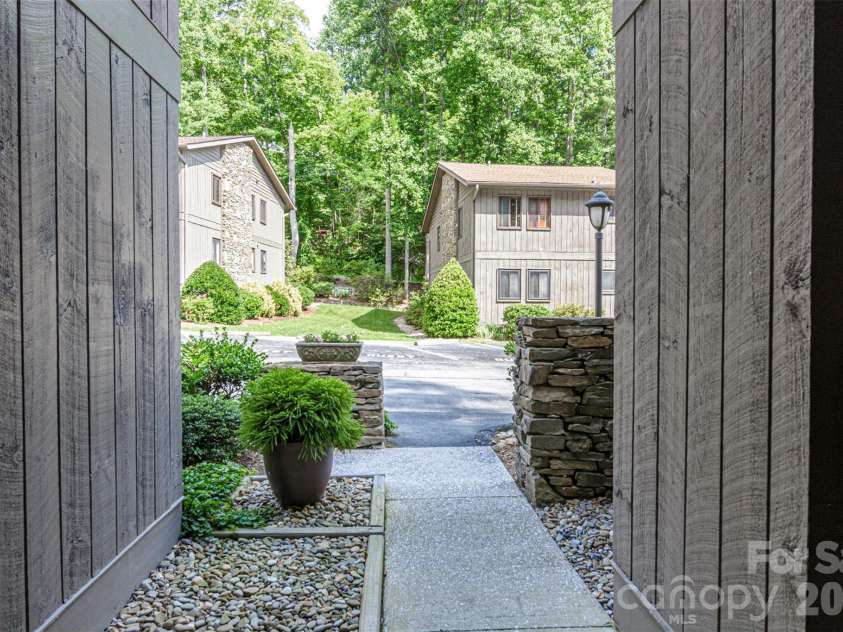 55 Lake Drive, Laurel Park, NC 28739.  MLS# CAR4395165, YatesRealty ID 2206. 