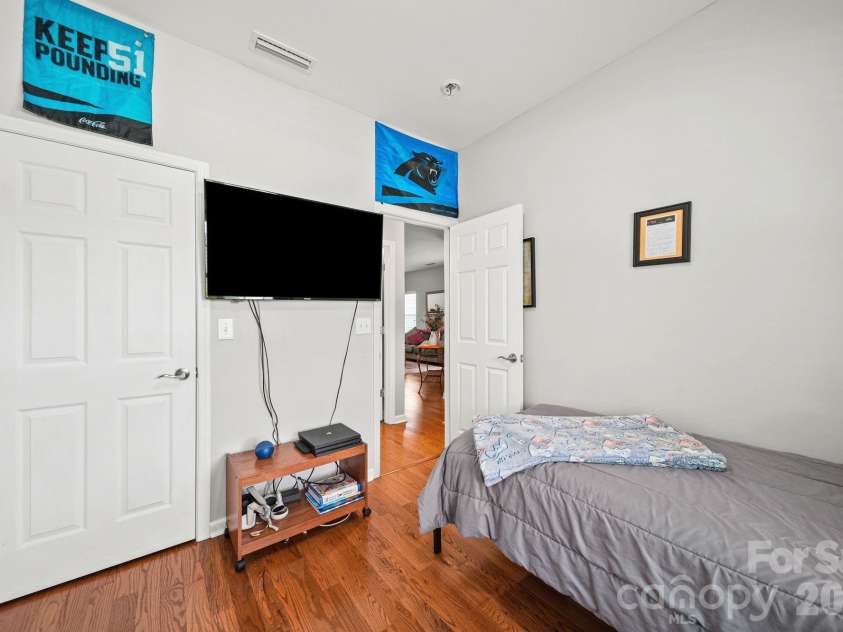 5057 Newport Lakes Drive, Rock Hill, SC 29732.  MLS# CAR4381282, YatesRealty ID 22060. 