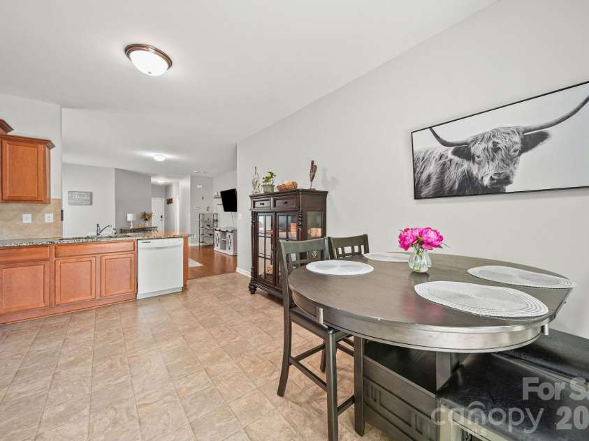 5057 Newport Lakes Drive, Rock Hill, SC 29732.  MLS# CAR4381282, YatesRealty ID 22060. 