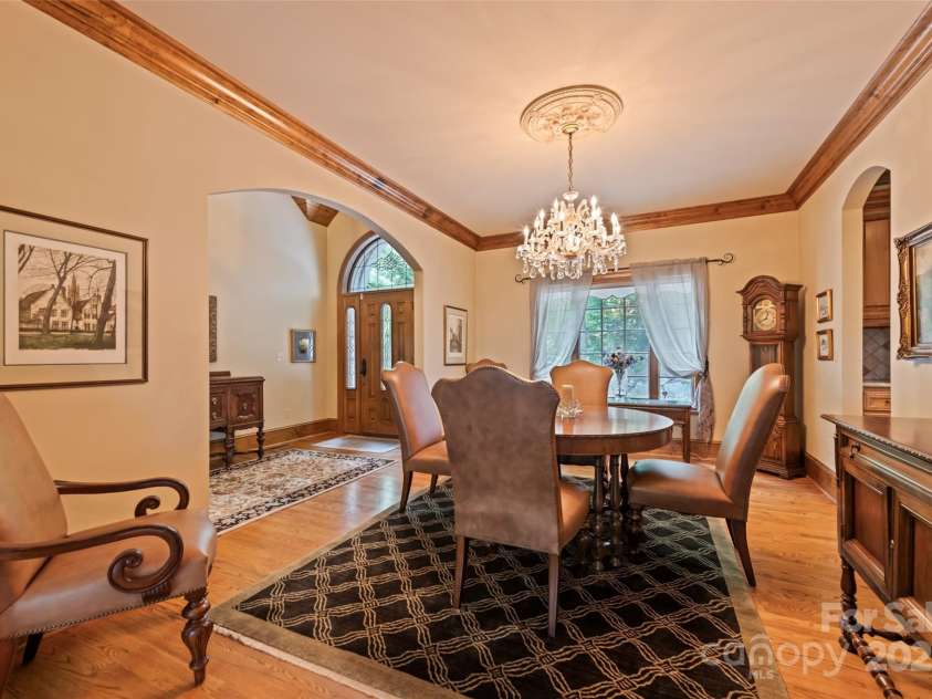 102 Coyote Ridge, Maggie Valley, NC 28751.  MLS# CAR4268355, YatesRealty ID 22061. 