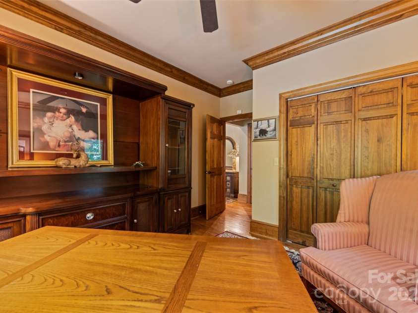 102 Coyote Ridge, Maggie Valley, NC 28751.  MLS# CAR4268355, YatesRealty ID 22061. 