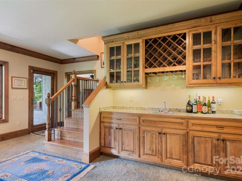 102 Coyote Ridge, Maggie Valley, NC 28751.  MLS# CAR4268355, YatesRealty ID 22061. 