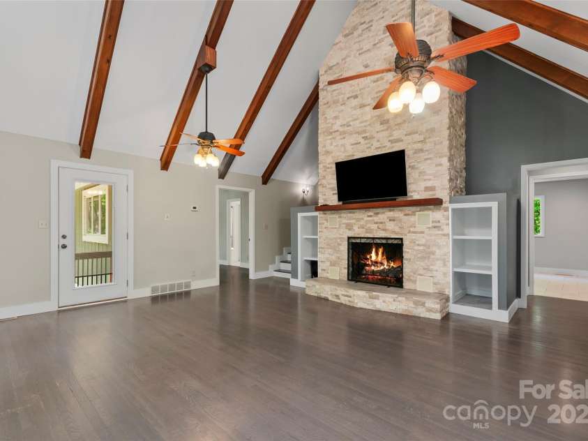 82 Sunburst Drive, Waynesville, NC 28786.  MLS# CAR4260464, YatesRealty ID 22062. 