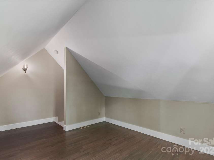 82 Sunburst Drive, Waynesville, NC 28786.  MLS# CAR4260464, YatesRealty ID 22062. 