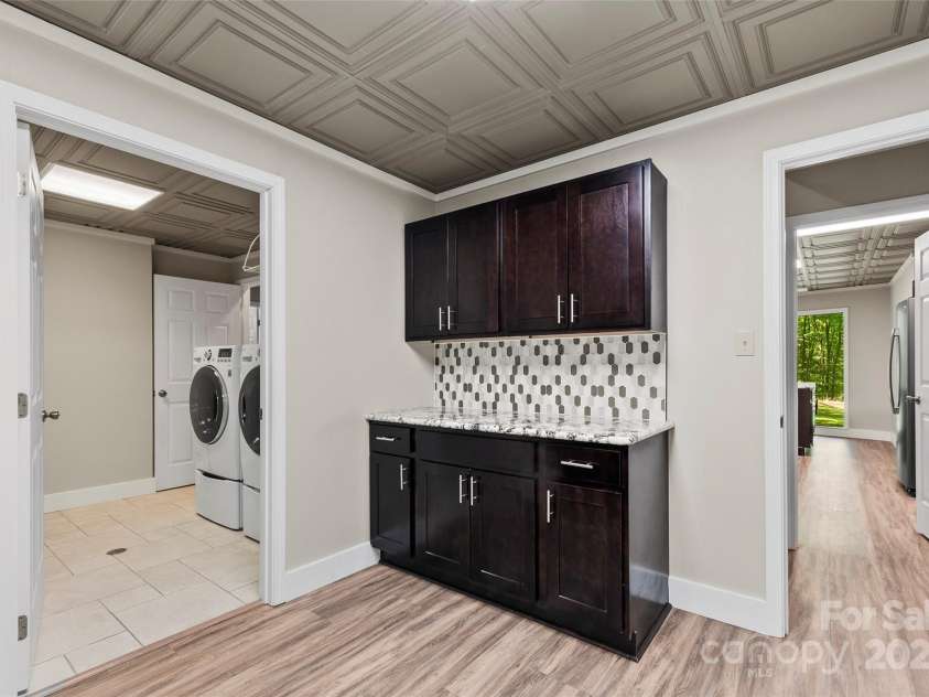 82 Sunburst Drive, Waynesville, NC 28786.  MLS# CAR4260464, YatesRealty ID 22062. 