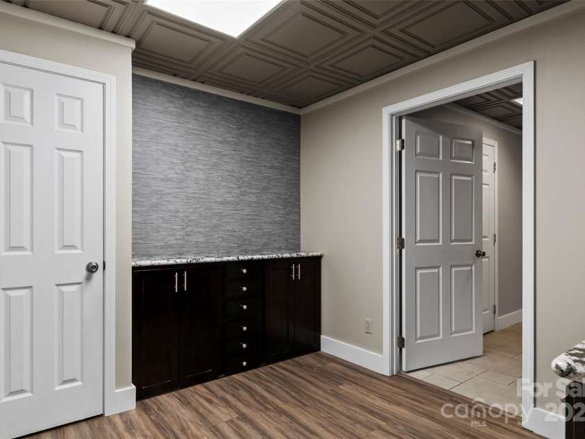 82 Sunburst Drive, Waynesville, NC 28786.  MLS# CAR4260464, YatesRealty ID 22062. 