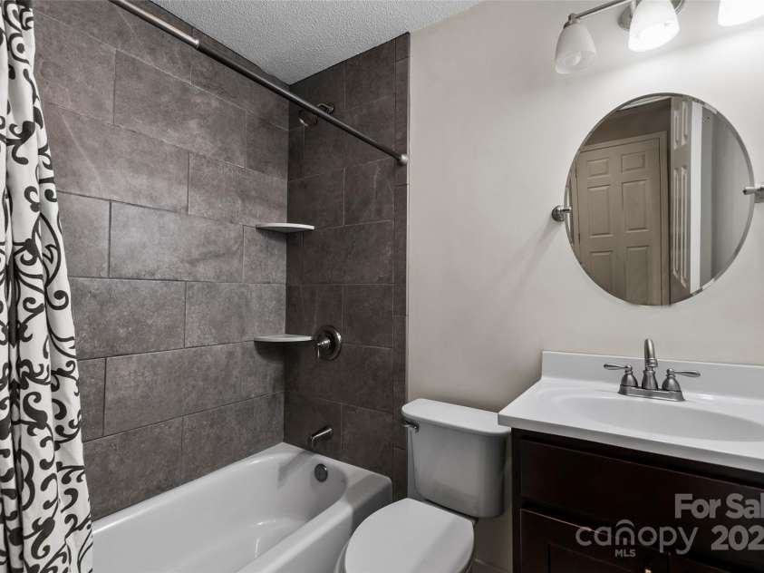 82 Sunburst Drive, Waynesville, NC 28786.  MLS# CAR4260464, YatesRealty ID 22062. 