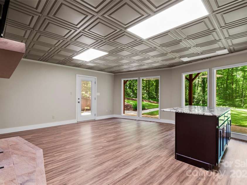 82 Sunburst Drive, Waynesville, NC 28786.  MLS# CAR4260464, YatesRealty ID 22062. 