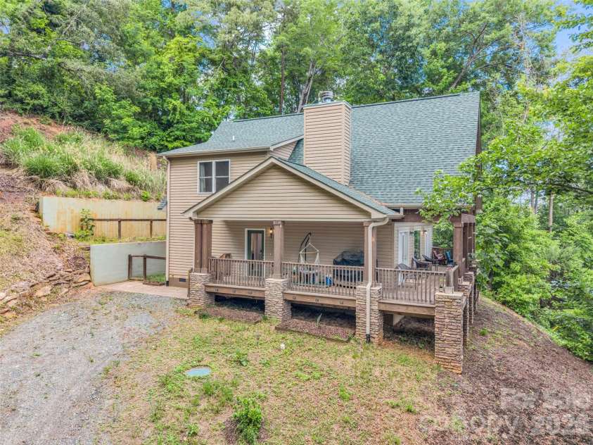 227 Snug Harbor Circle, Lake Lure, NC 28746.  MLS# CAR4380922, YatesRealty ID 22064. 