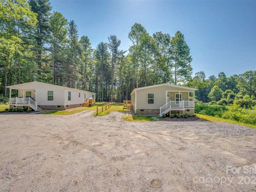 314 Mine Gap Road, East Flat Rock, NC 28726.  MLS# CAR4274648, YatesRealty ID 22066. 