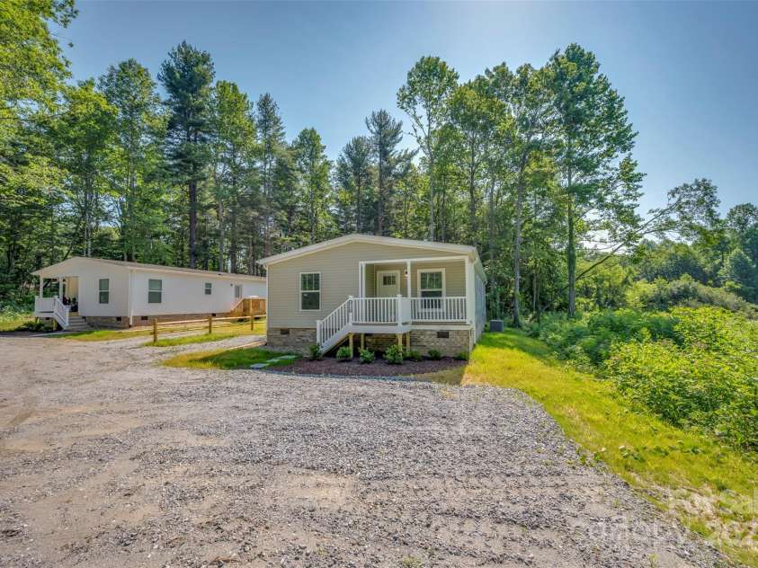 314 Mine Gap Road, East Flat Rock, NC 28726.  MLS# CAR4274648, YatesRealty ID 22066. 