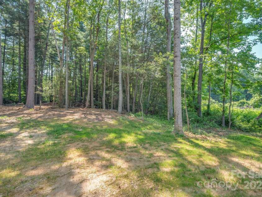 314 Mine Gap Road, East Flat Rock, NC 28726.  MLS# CAR4274648, YatesRealty ID 22066. 
