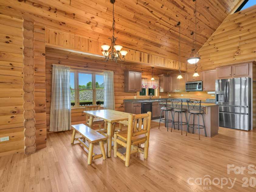 318 Heron Point Drive, Wilkesboro, NC 28697.  MLS# CAR4382408, YatesRealty ID 22066. 
