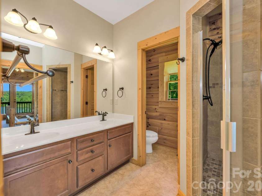 318 Heron Point Drive, Wilkesboro, NC 28697.  MLS# CAR4382408, YatesRealty ID 22066. 