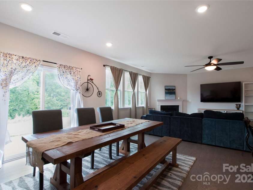 334 Kennerly Center Drive, Mooresville, NC 28115.  MLS# CAR4269245, YatesRealty ID 22067. 