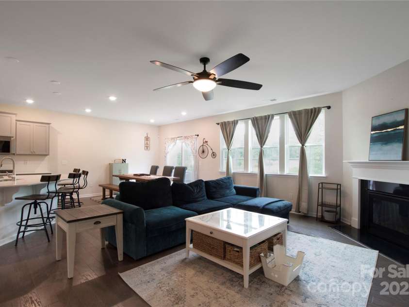334 Kennerly Center Drive, Mooresville, NC 28115.  MLS# CAR4269245, YatesRealty ID 22067. 
