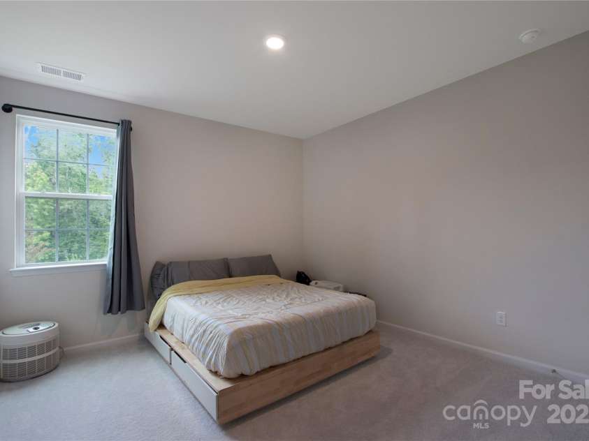 334 Kennerly Center Drive, Mooresville, NC 28115.  MLS# CAR4269245, YatesRealty ID 22067. 