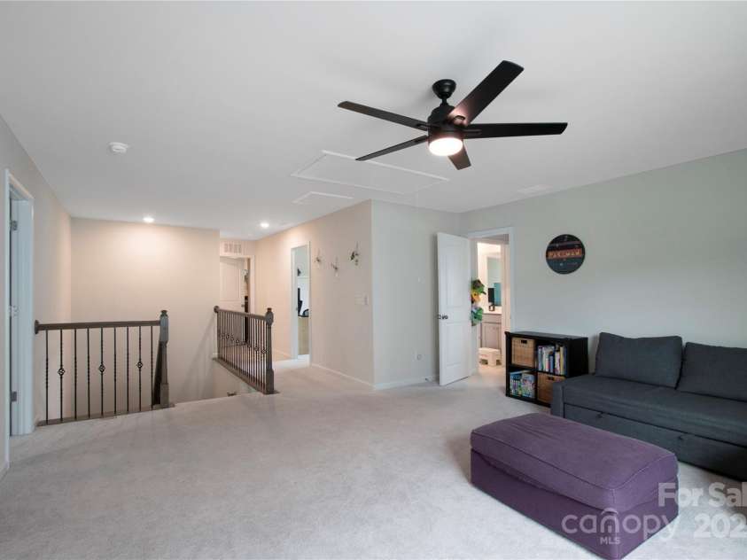 334 Kennerly Center Drive, Mooresville, NC 28115.  MLS# CAR4269245, YatesRealty ID 22067. 