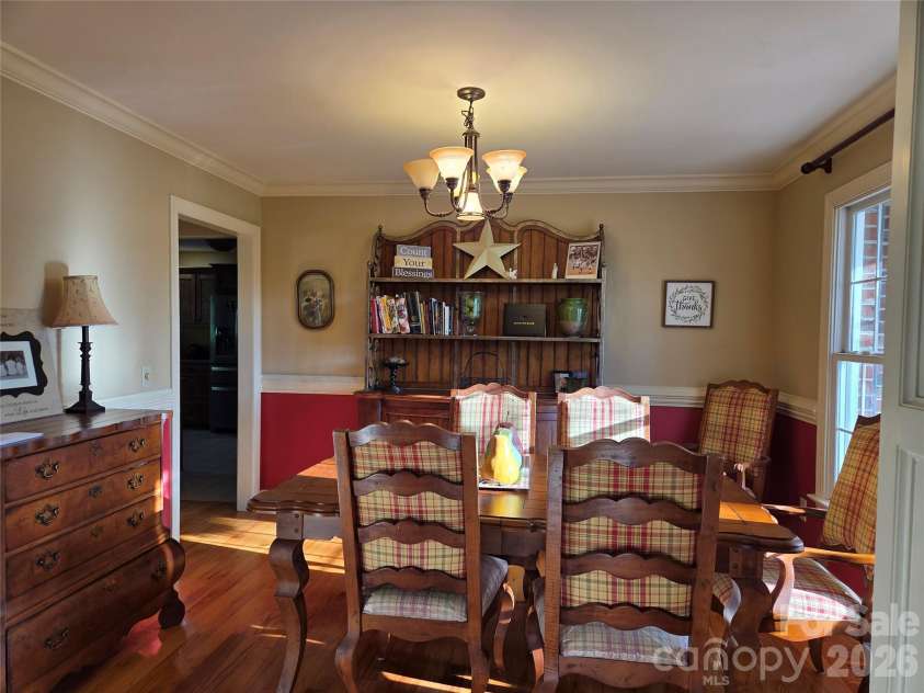 5510 Land Harbour Drive, Granite Falls, NC 28630.  MLS# CAR4382565, YatesRealty ID 22067. Dining room