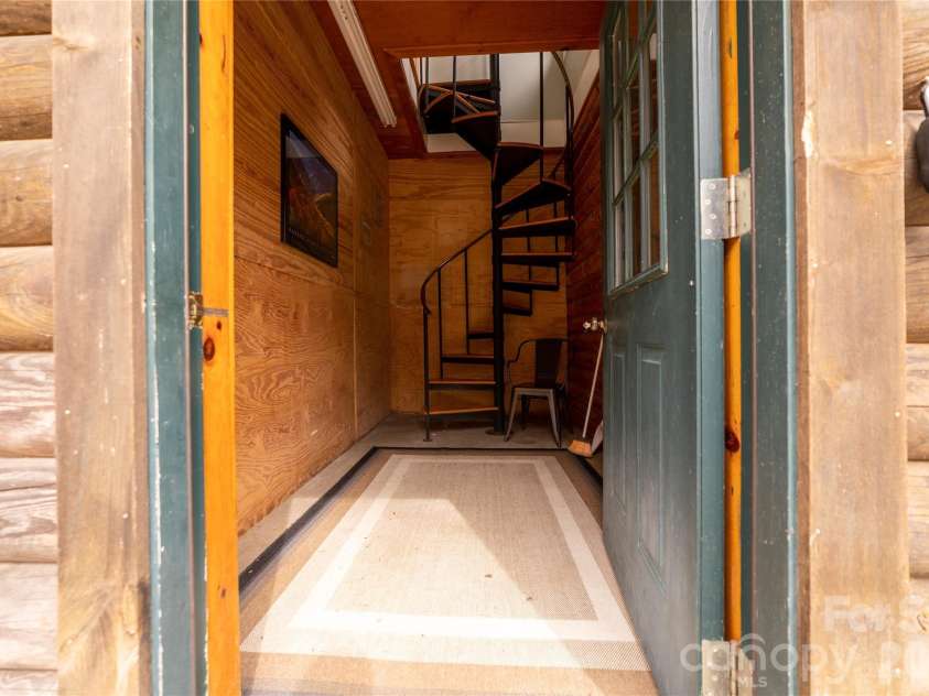 682 Rock House Road, Hot Springs, NC 28743.  MLS# CAR4382570, YatesRealty ID 22068. 