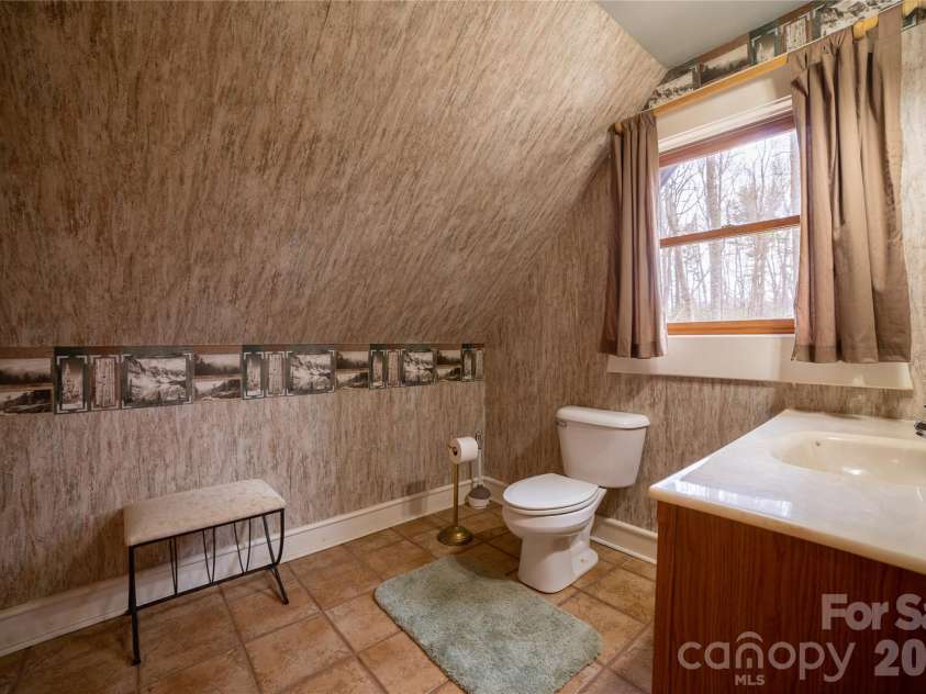 682 Rock House Road, Hot Springs, NC 28743.  MLS# CAR4382570, YatesRealty ID 22068. 