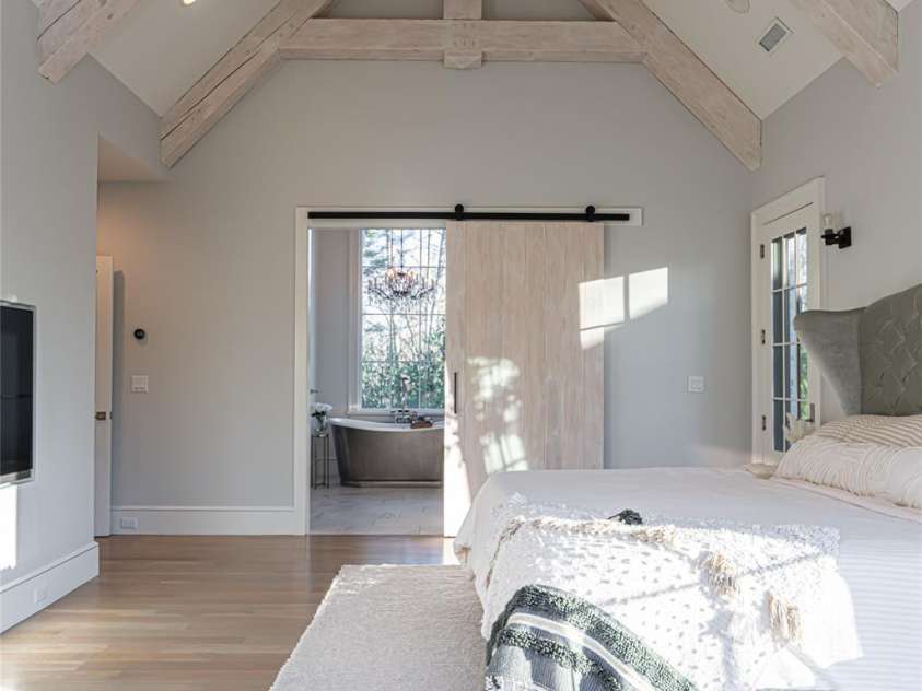 93 Mirehouse Run, Asheville, NC 28803.  MLS# CAR4344945, YatesRealty ID 2207. 