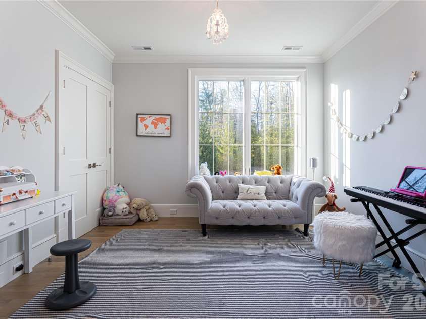 93 Mirehouse Run, Asheville, NC 28803.  MLS# CAR4344945, YatesRealty ID 2207. 