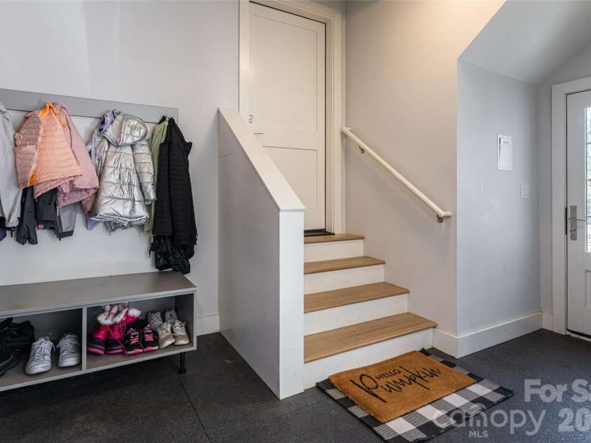 93 Mirehouse Run, Asheville, NC 28803.  MLS# CAR4344945, YatesRealty ID 2207. 
