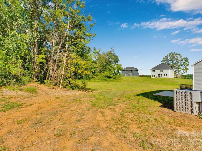 1809 Country Club Road, Lincolnton, NC 28092.  MLS# CAR4295144, YatesRealty ID 22071. 