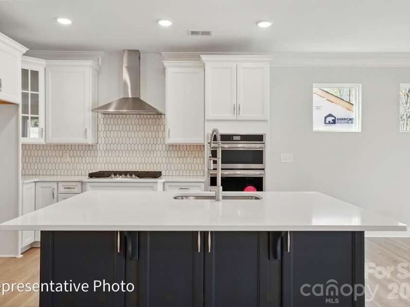3001 Old Glory Drive, Gastonia, NC 28056.  MLS# CAR4382614, YatesRealty ID 22071. 