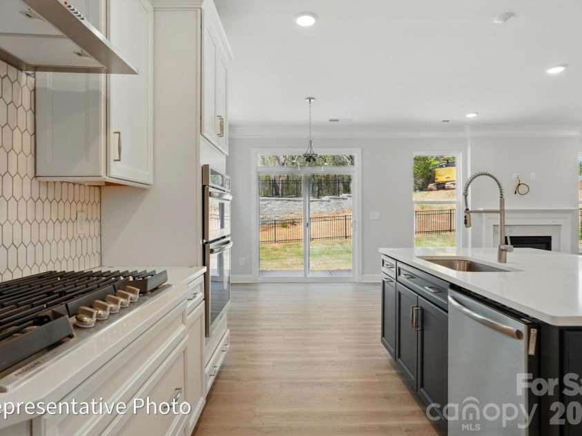 3001 Old Glory Drive, Gastonia, NC 28056.  MLS# CAR4382614, YatesRealty ID 22071. 