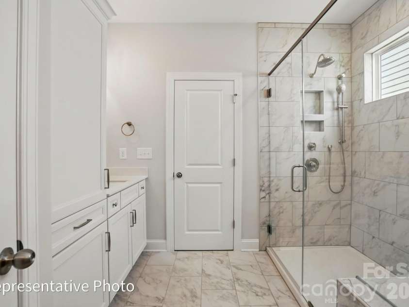 3001 Old Glory Drive, Gastonia, NC 28056.  MLS# CAR4382614, YatesRealty ID 22071. 
