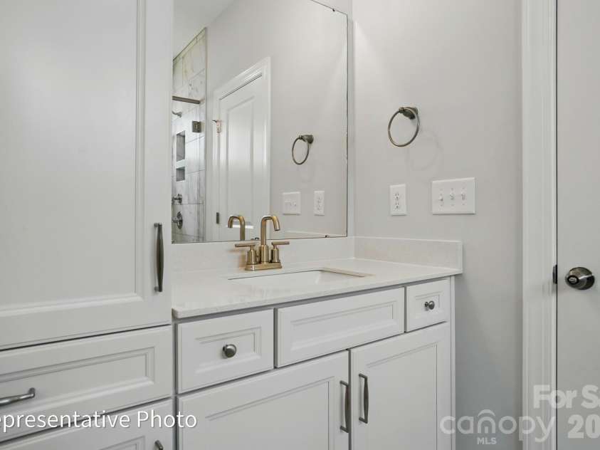 3001 Old Glory Drive, Gastonia, NC 28056.  MLS# CAR4382614, YatesRealty ID 22071. 