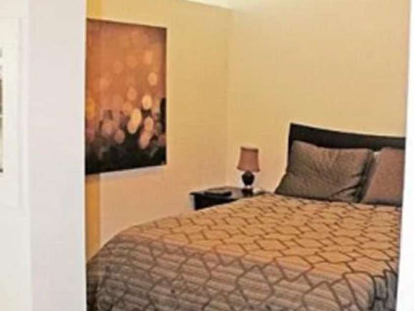 1611 Central Avenue, Charlotte, NC 28205.  MLS# CAR4287732, YatesRealty ID 22074. 