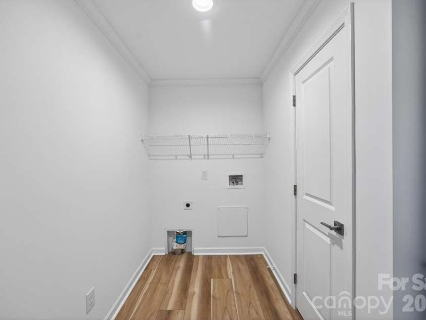 2979 Durant Drive, Winston Salem, NC 27107.  MLS# CAR4381963, YatesRealty ID 22075. 