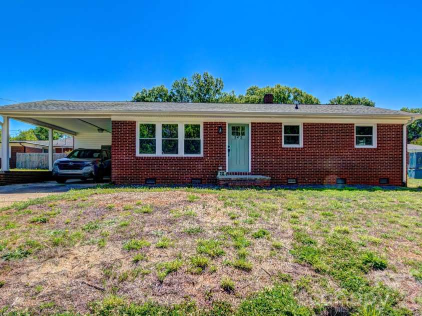 303 Mark Street, Cherryville, NC 28021.  MLS# CAR4382347, YatesRealty ID 22076. 