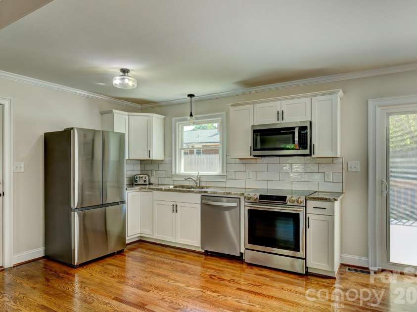303 Mark Street, Cherryville, NC 28021.  MLS# CAR4382347, YatesRealty ID 22076. 