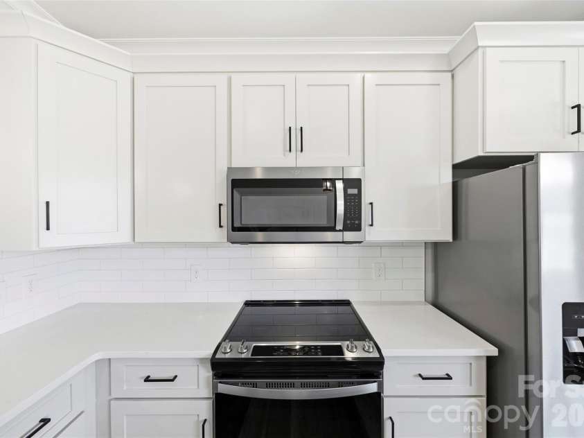 1014 Speight Road, Albemarle, NC 28001.  MLS# CAR4382174, YatesRealty ID 22077. 