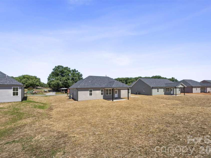 1014 Speight Road, Albemarle, NC 28001.  MLS# CAR4382174, YatesRealty ID 22077. 
